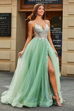 Robe de bal en Tulle perlé vert clair à col en V à col en V avec fente